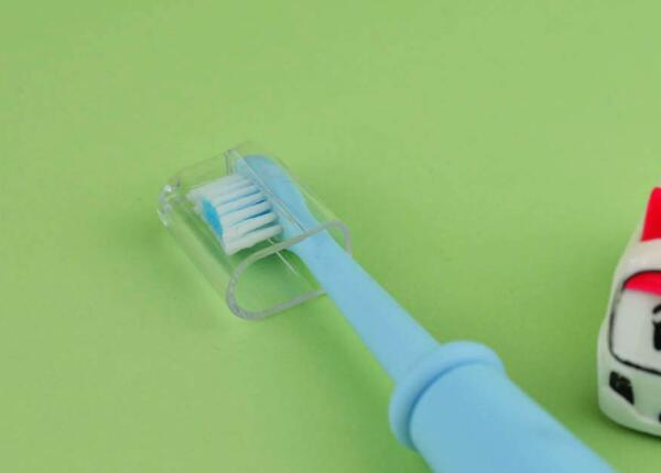 兒童電動(dòng)牙刷選擇：兒童電動(dòng)牙刷這樣選！不怕寶寶刷不好牙！