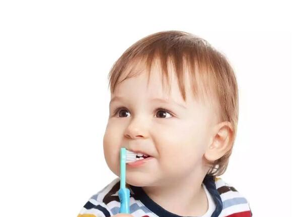 傳言：兒童使用電動(dòng)牙刷有弊端！真相究竟是什么？