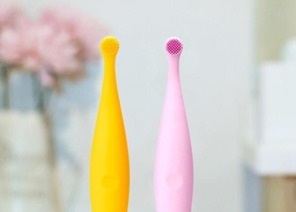 如何挑選兒童電動(dòng)牙刷？為孩子選擇適合電動(dòng)牙刷的幾大要點(diǎn)
